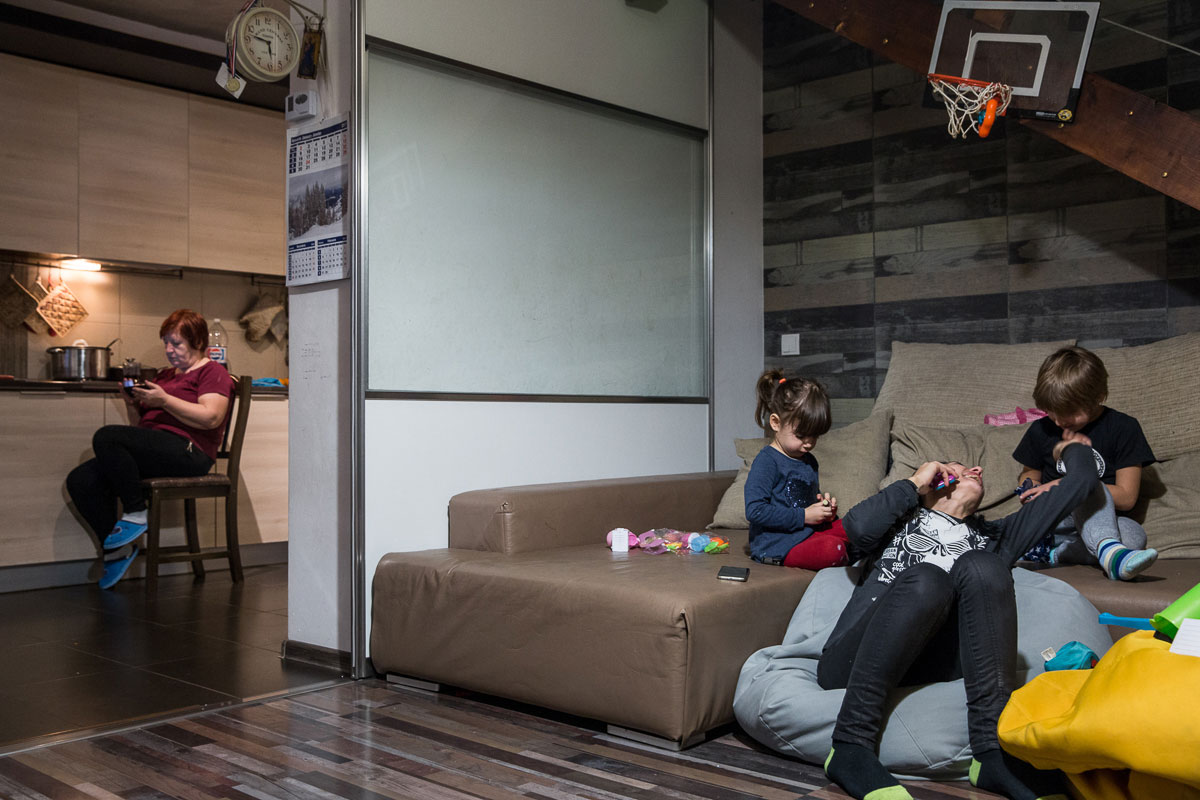 Protesters in Romania: this is our life/Please Do Not Use