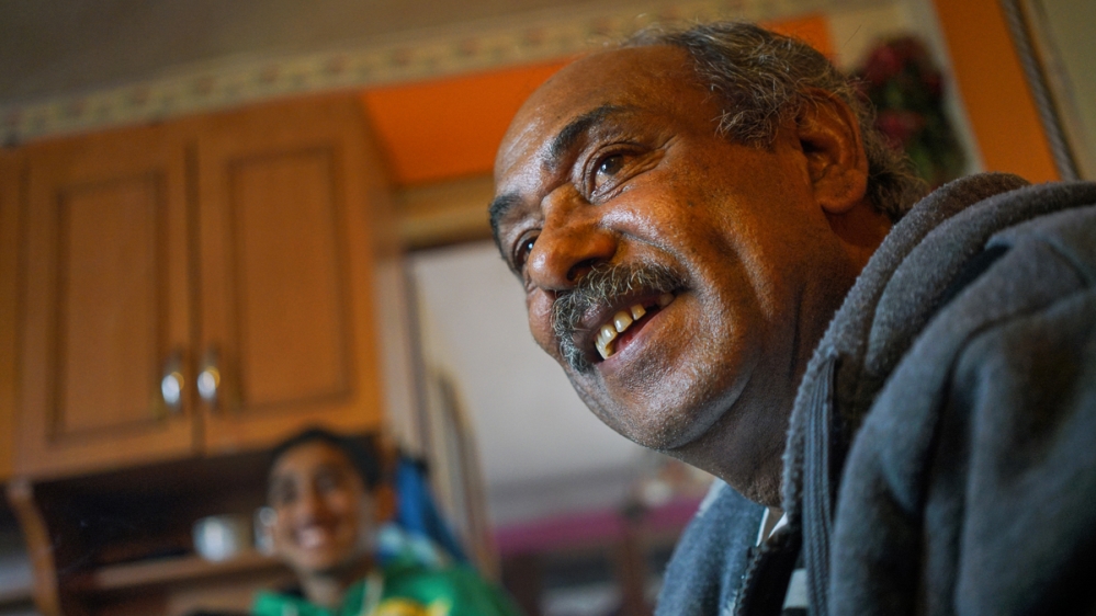 Jan Carny lives in the slum with his wife, son, daughter-in-law and two of his