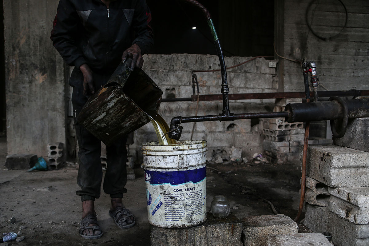 Creating oil and gas/ Please Do Not Use