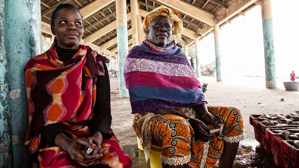 DO NOT USE Awa Kane and Anta Kane in Thiaroye-sur-mer, Senegal