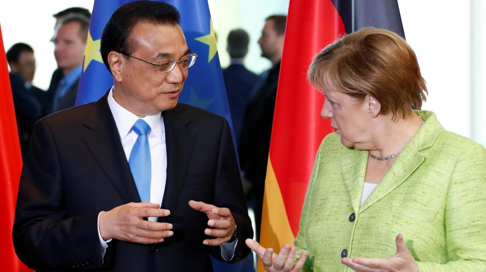 German Chancellor Angela Merkel and Chinese Premier Li Keqiang at the Chancellery in Berlin