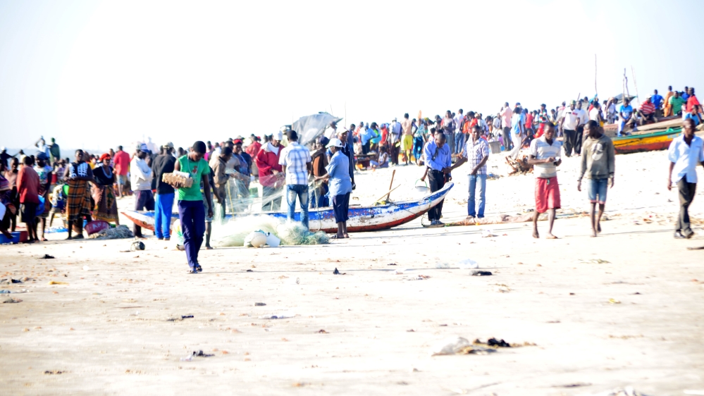 Residents are worried about the rising sea level [Andrew Mambondiyani/Al Jazeera]