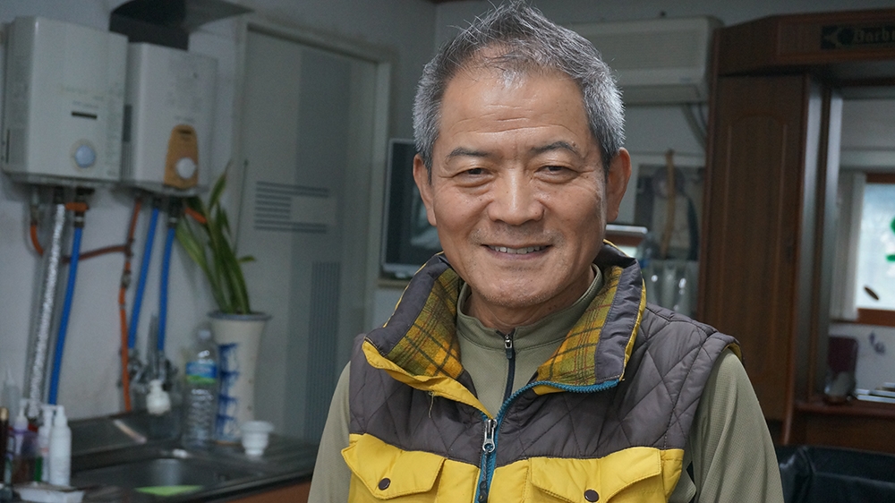 Kim Ju-hong thinks there should be a two-country system for now [Wooyoung Lee/Al Jazeera]