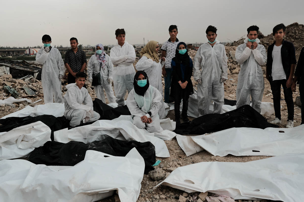The body collectors of Mosul/Please Do Not Use