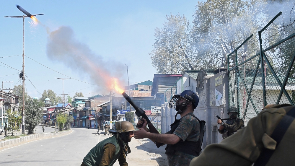 Kashmir Indian police shells REuters