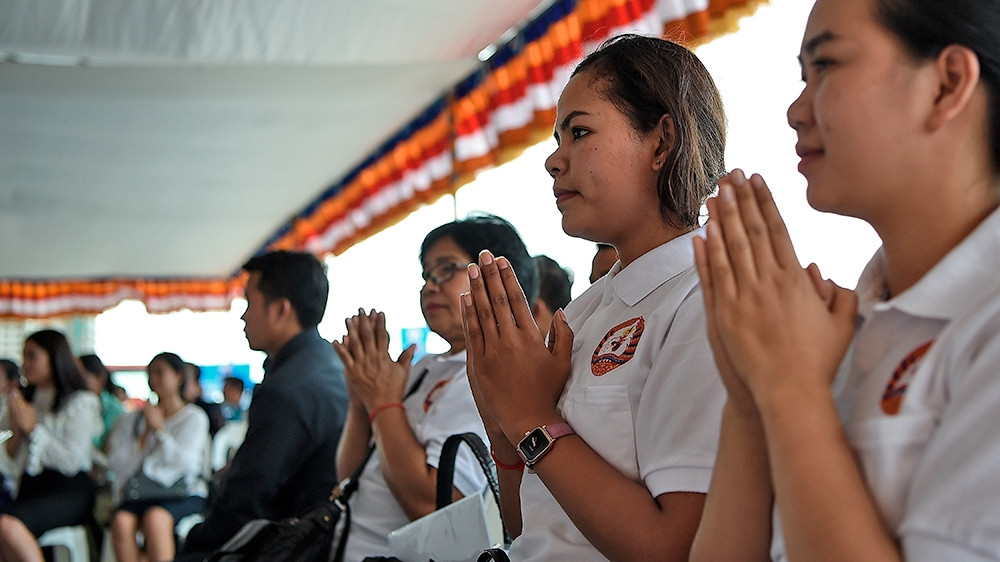 Cambodian People's Party (CPP) members meet in Phnom Penh on July 26 [Manan Vatsyayana/AFP]