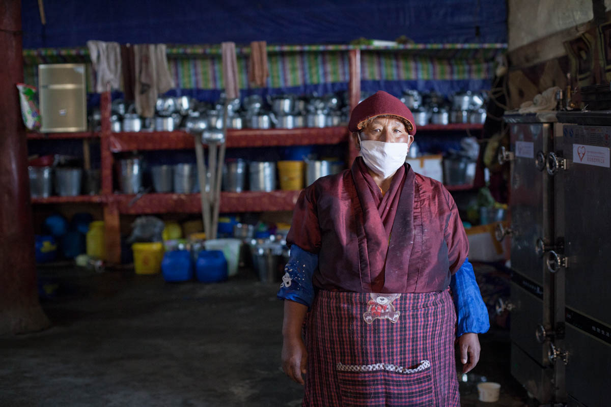 Yarchen Gar: The mountain monastery