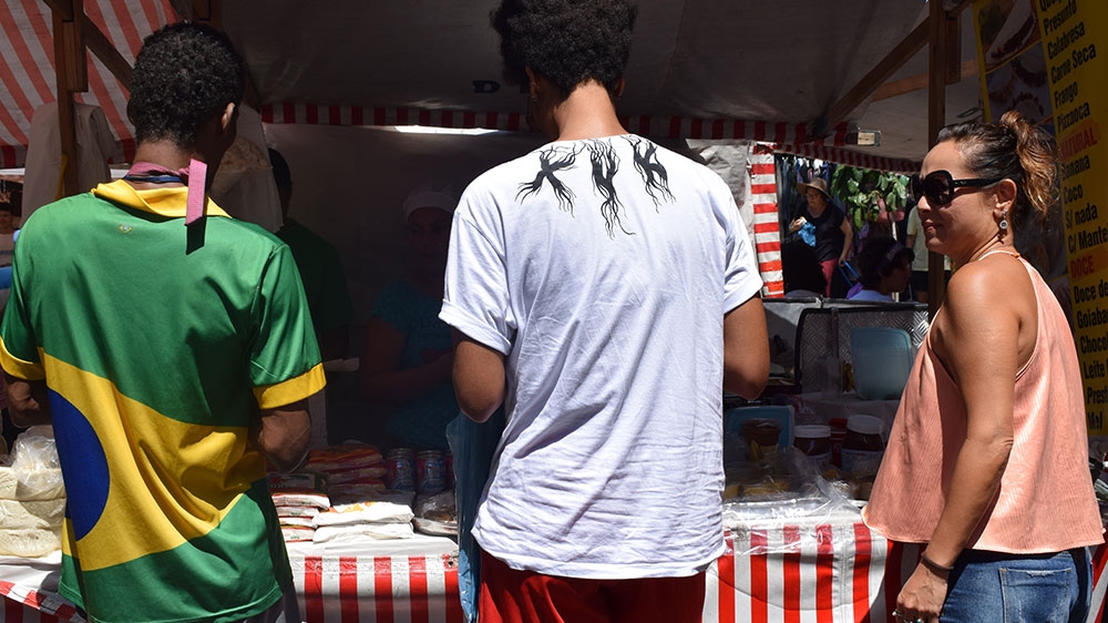 Brazil - Feature - Market - Child