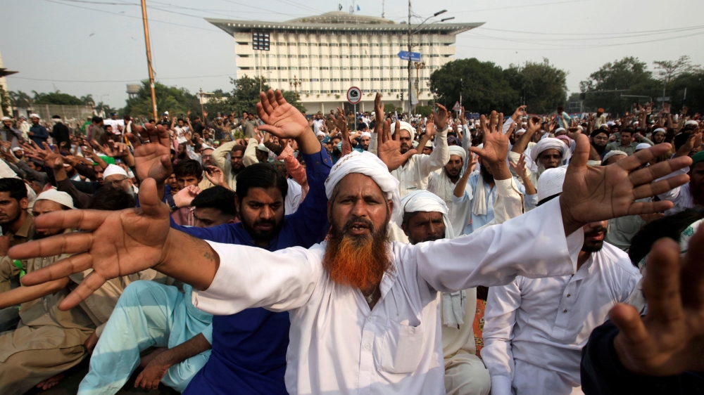 A supporter of the Tehrik-e-Labaik Pakistan (TLP) political party