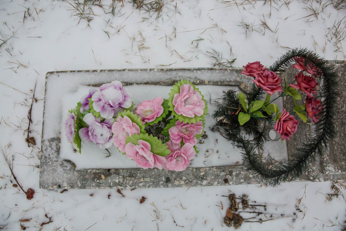 8 months after their home was bombed, Liudmyla’s husband Mykola passed away. “I still remember the day we first met. It was in a movie theatre. It was love at first sight,” Liudmyla smiled. She often