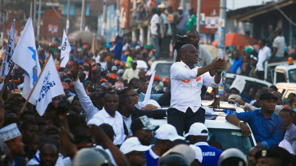 Congolese joint opposition Presidential candidate Martin Fayulu waves to supporters as he campaigns in Goma