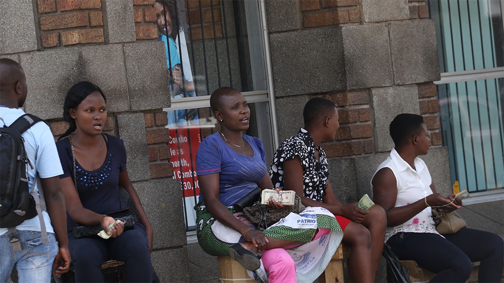 Forex street traders in Zimbabwe