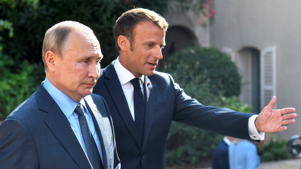 Macron Putin reuters