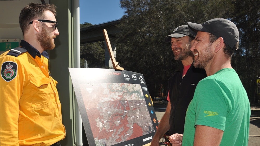 Australia fire 'get ready'