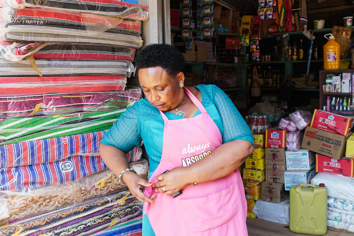 Uganda women cross border traders [Alice McCool/Al Jazeera]