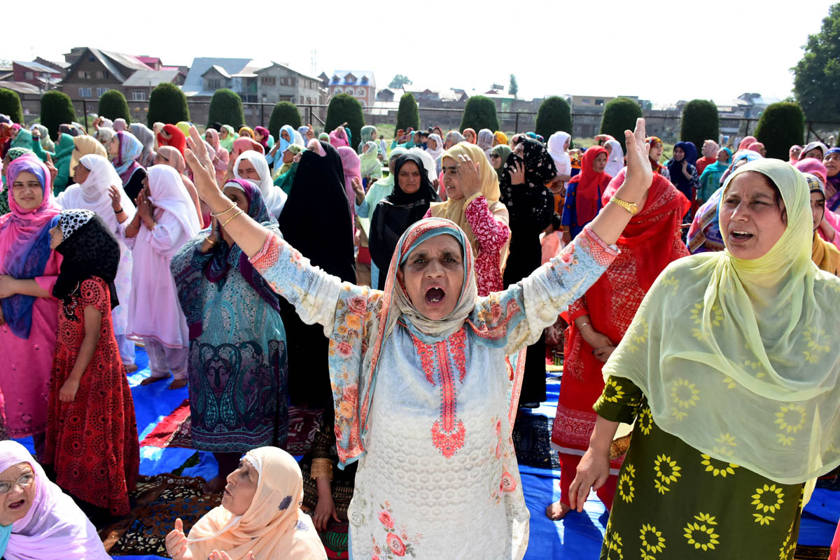 100 days of lockdown in Kashmir