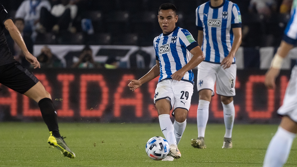Moneterrey's midfielder Carlos Rodríguez during the match agaisnts Qatar's Al-Sadd [Sorin Furcoi/Al Jazeera]