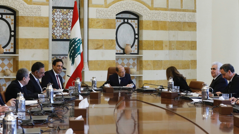 Lebanon''s President Michel Aoun heads the first meeting of the new cabinet at the presidential palace in Baabda, Lebanon January 22, 2020. REUTERS/Mohamed Azakir