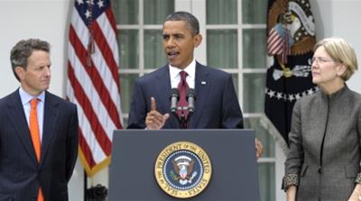 President Barack Obama, accompanied by Elizabeth Warren, right, and Treasury Secretary Timothy Geithner, left, announces that Warren will head the Consumer Financial Protection Bureau, Friday, Sept. 1