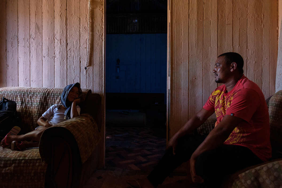 09 March 2020: Hyram Achilles and his daughter in their home at Steenberg’s Cove. He does not want his son to become a fisherman because of the state of the industry. At the beginning of this year an