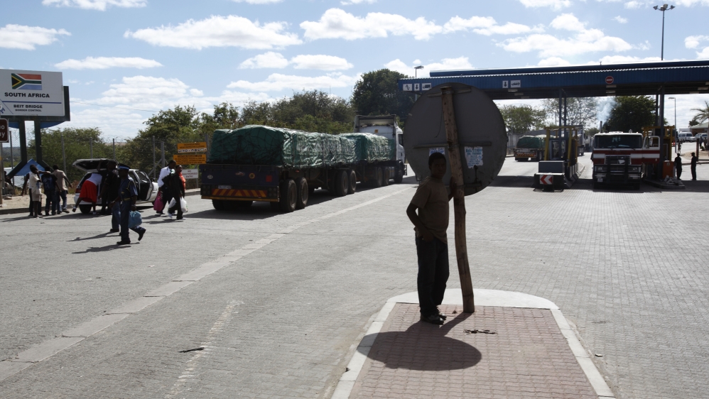 Morning activities at Beitbridge on the South African side of the border crossing with Zimbabwe
