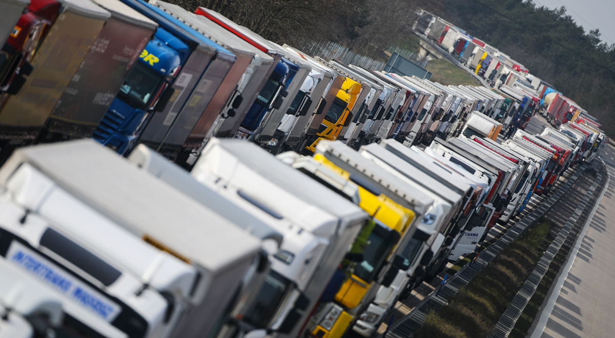 A lorry traffic jam is seen at the German-Polish border checkpoint Forst near Cottbus during the spread of coronavirus disease (COVID-19) in Germany, March 18, 2020. REUTERS/Hannibal Hanschke