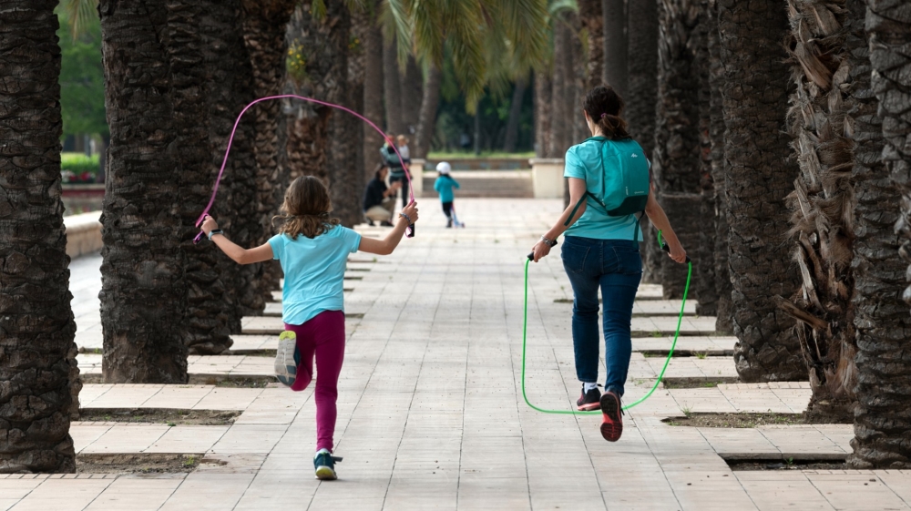 spain coronavirus kids