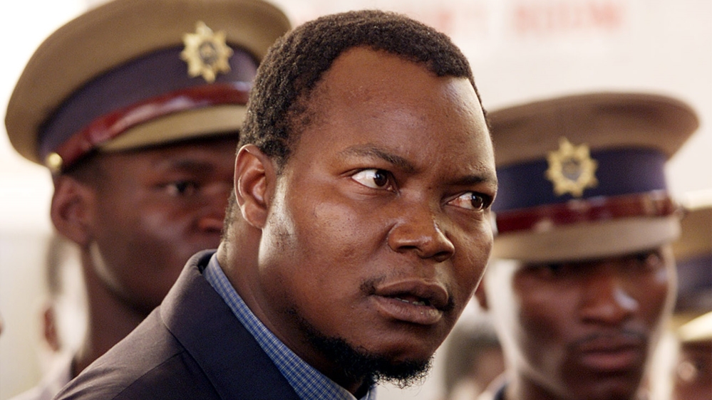 MDC MP SIKHALA IS DENIED ENTRY TO COURT IN HARARE.