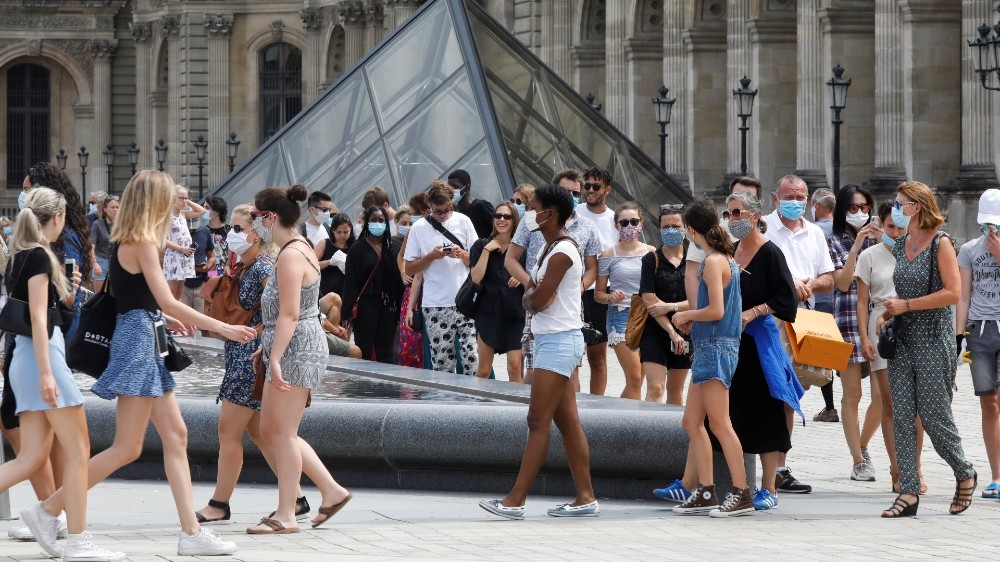 France requires masks inside public places