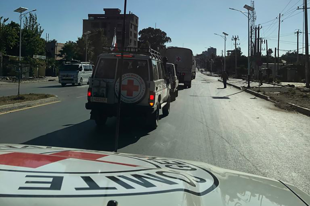 ICRC teams on Monday delivered aid to Mekelle to fortify the city's paralysed healthcare facilities [Courtesy ICRC]