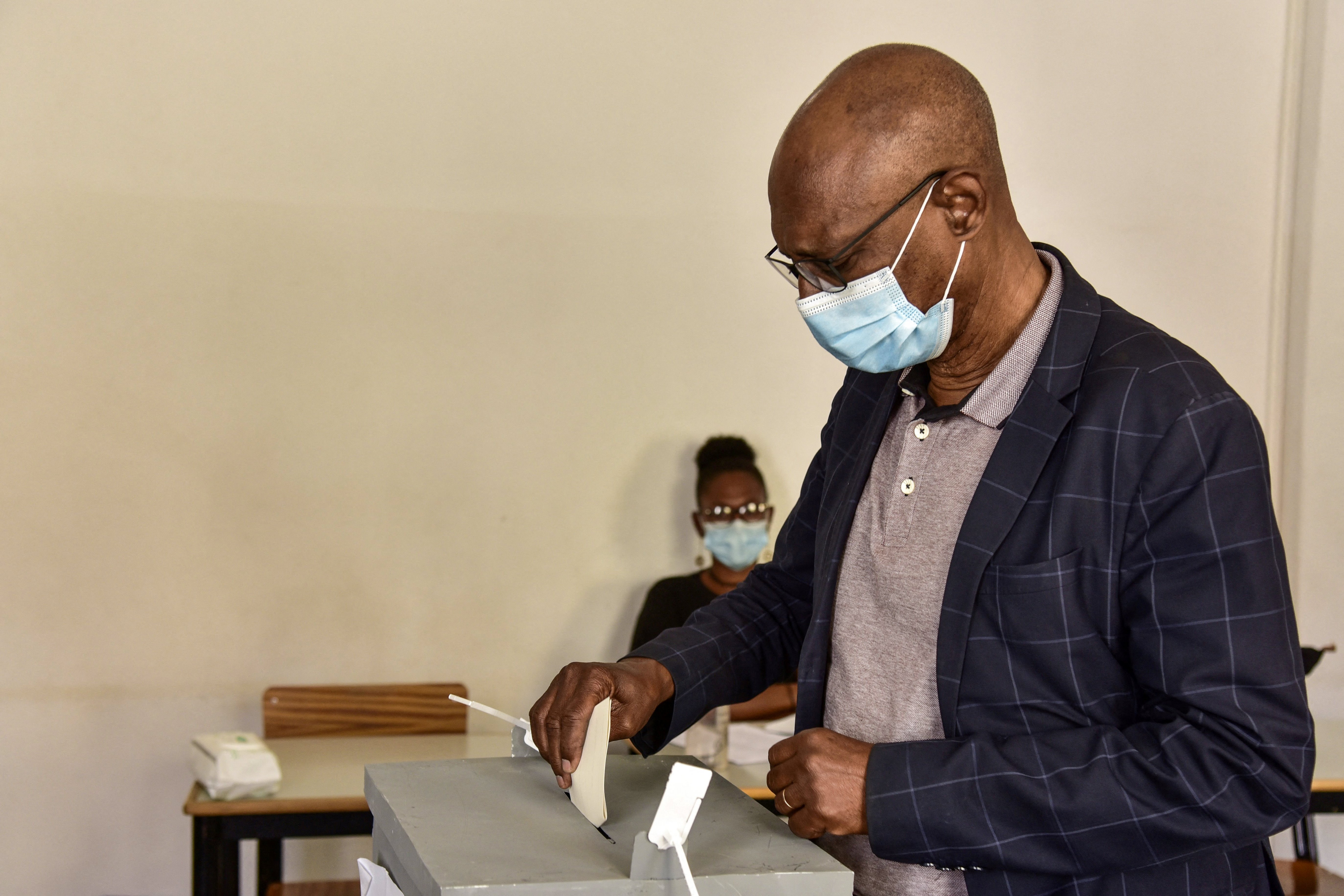 The election campaign was dominated by the coronavirus pandemic and its effect on a tourism-dependent economy [Seyllou/AFP]