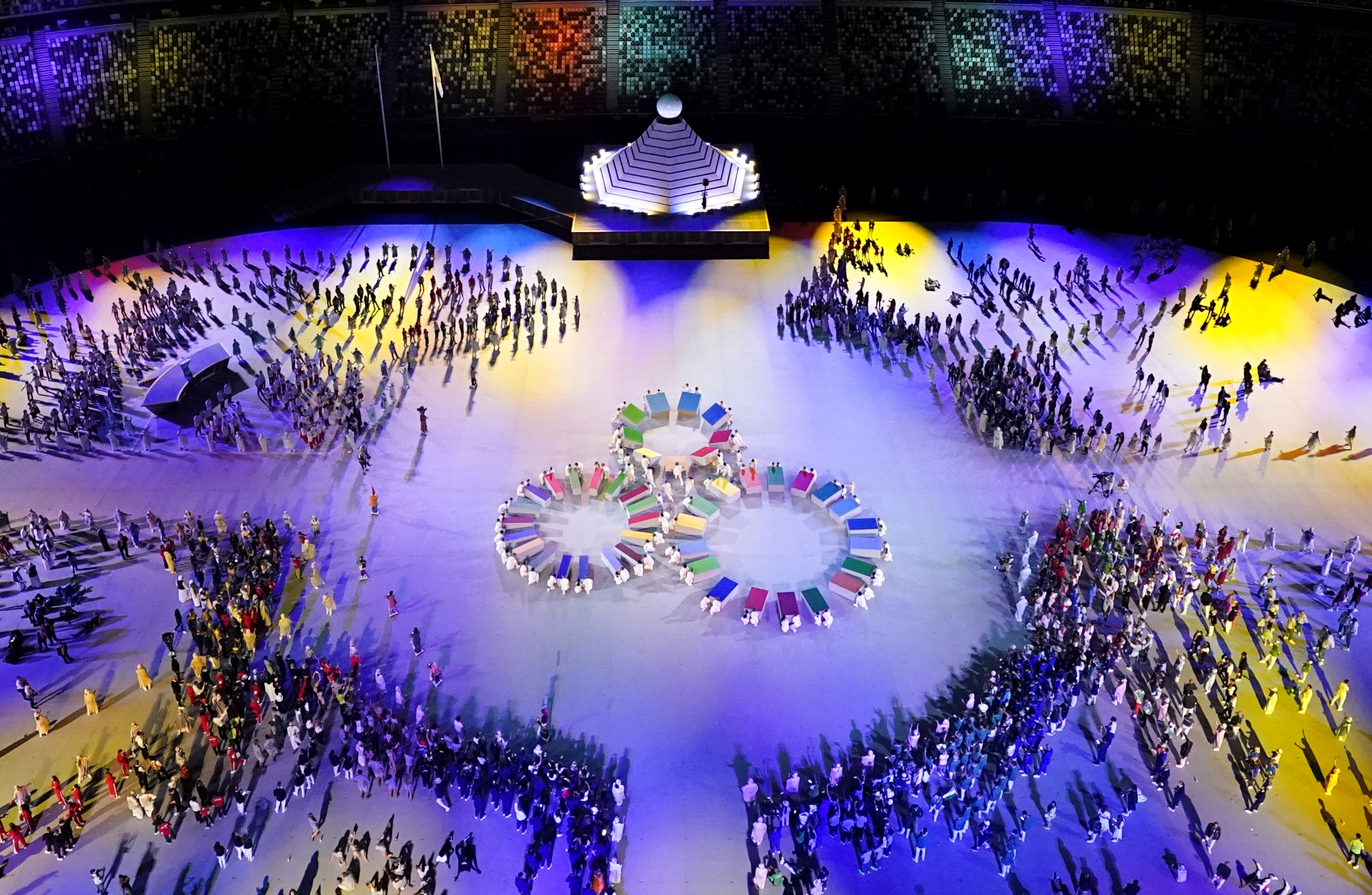 Tokyo 2020 Olympics - The Tokyo 2020 Olympics Opening Ceremony - Olympic Stadium, Tokyo, Japan - July 23, 2021. Performers take part in the Opening ceremony REUTERS/Fabrizio Bensch