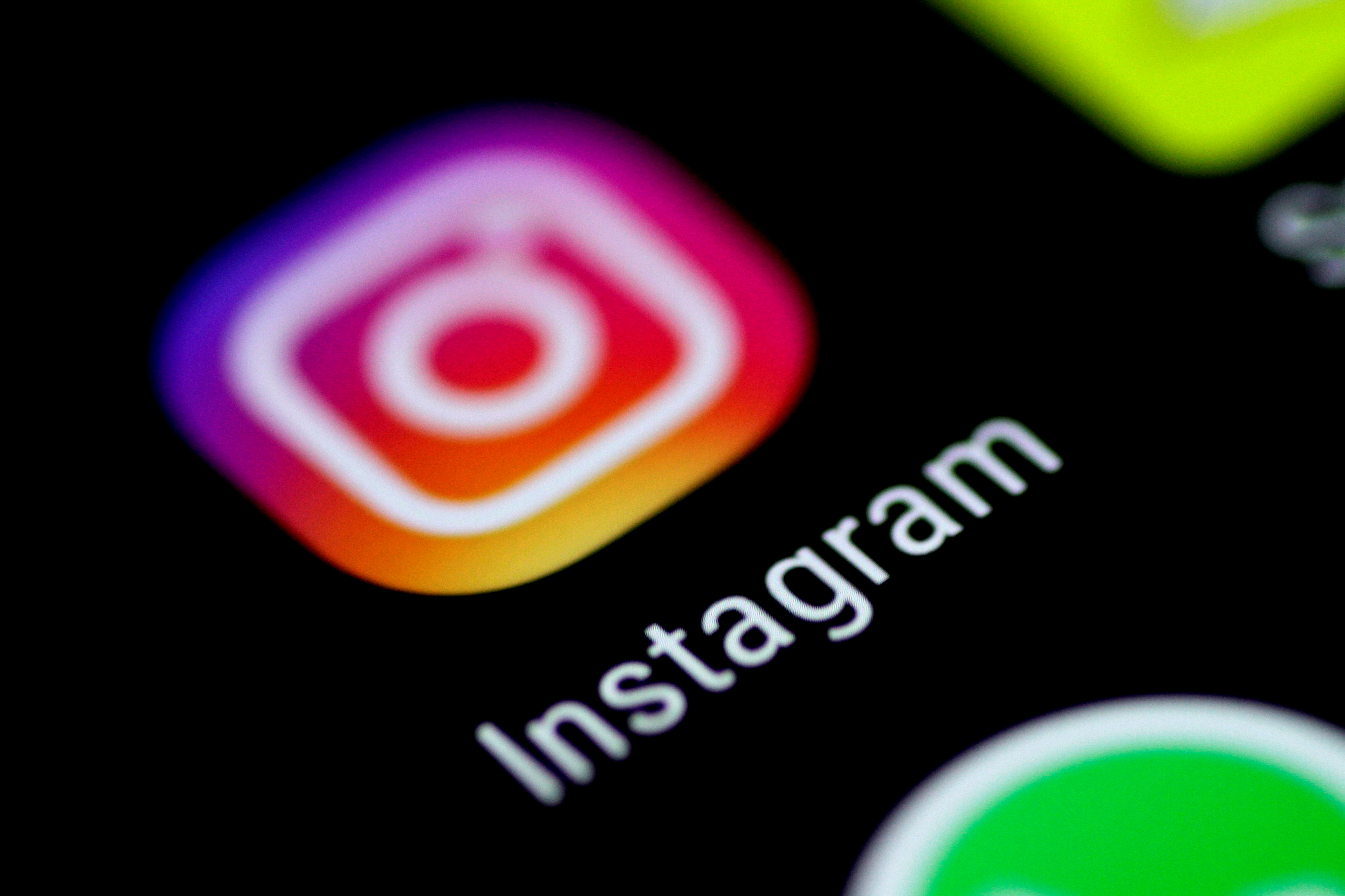 instagram logo