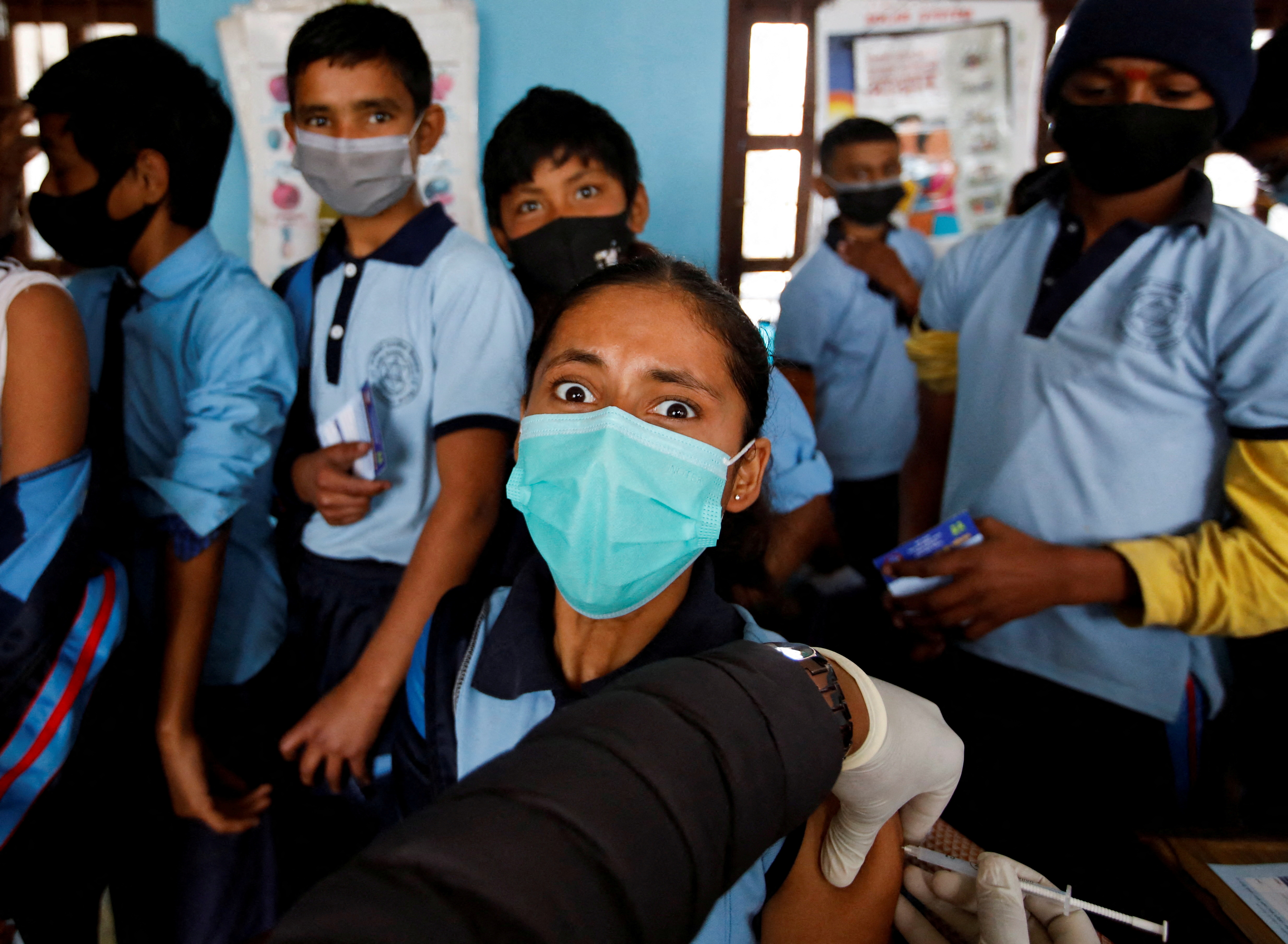 Nepal vaccinates children aged 12-17