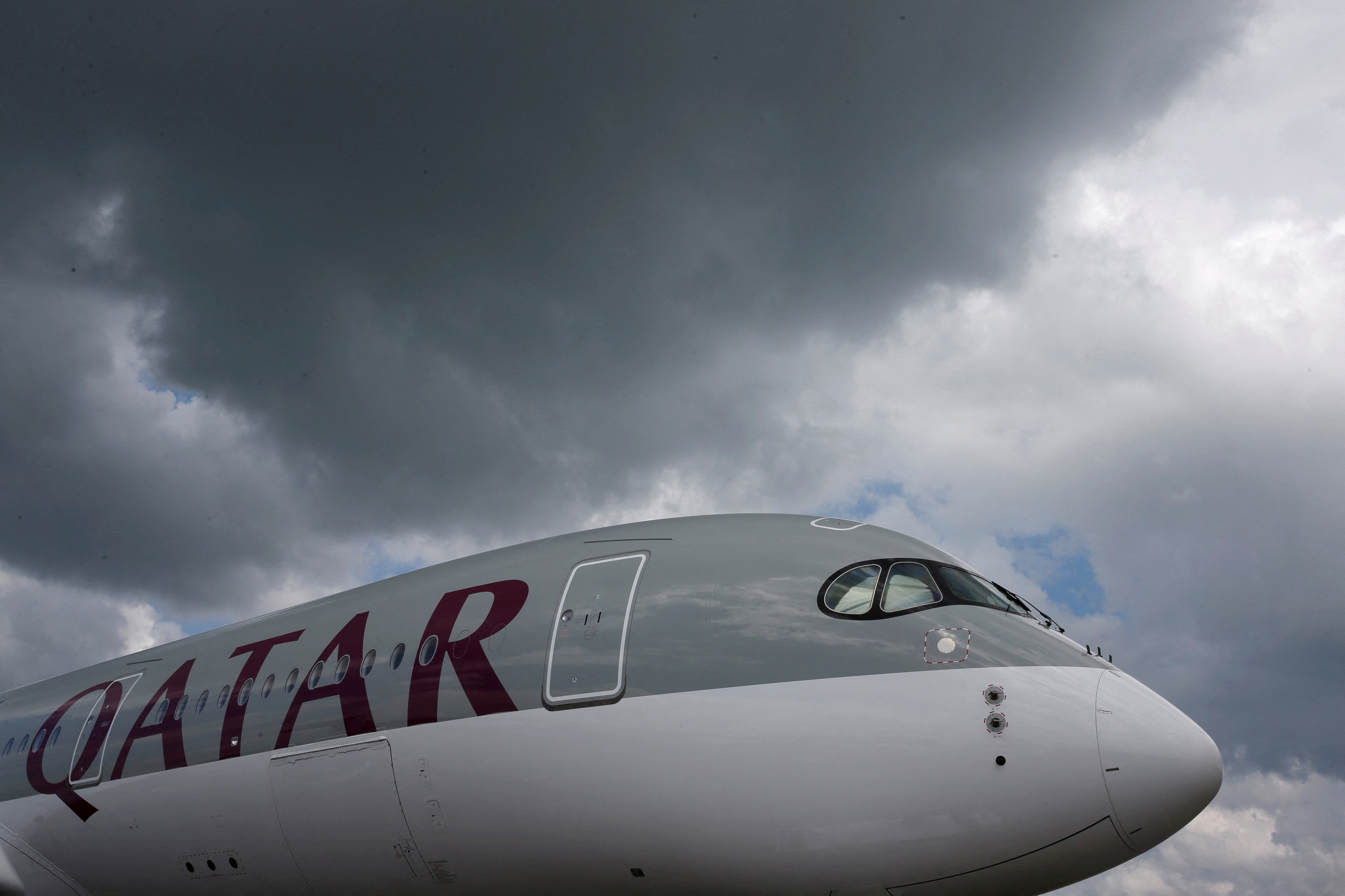 Qatar Airways plane