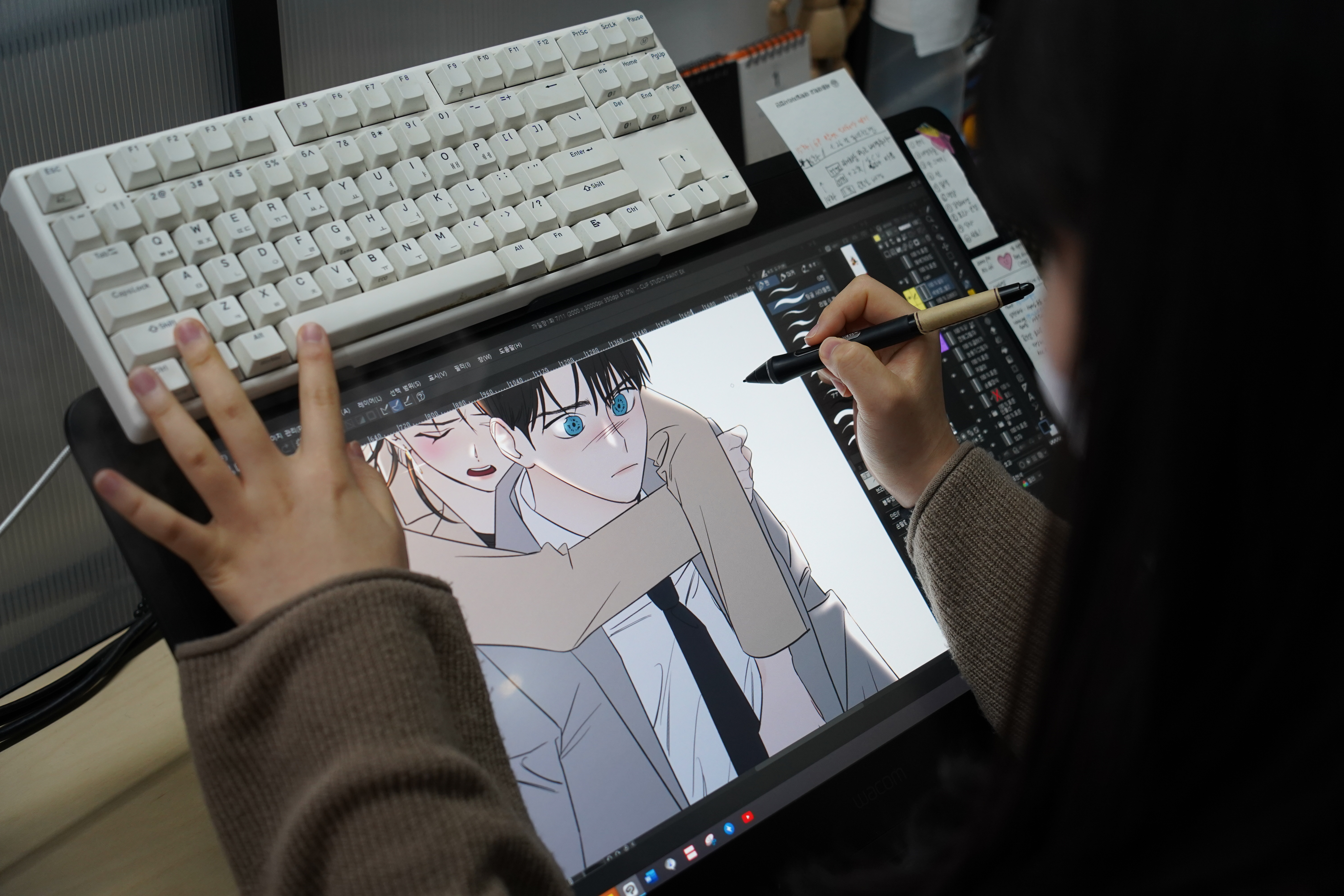 South Korean webtoons are gaining growing popularity overseas [Courtesy of Subin Kim]