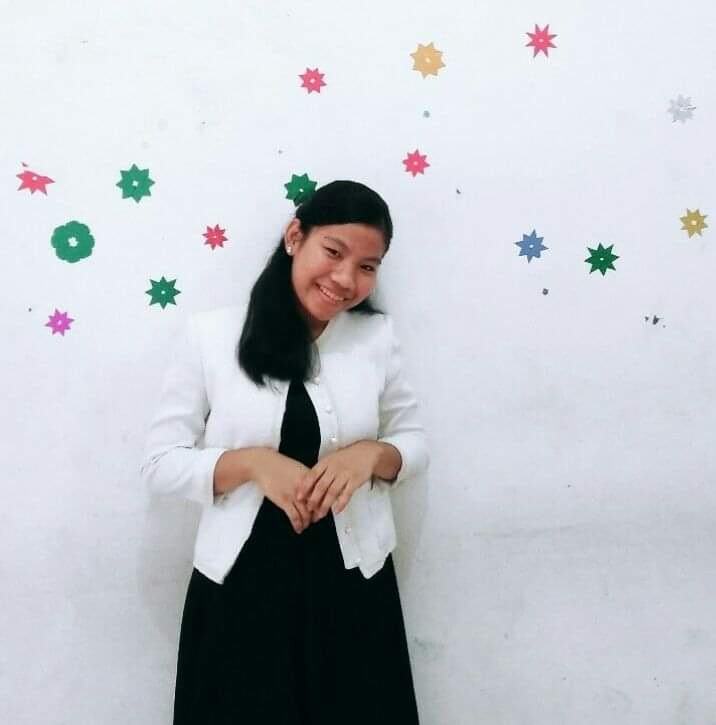 Glory Nainggolan is a student in Medan. She is fully vaccinated against COVID-19 but has concerns about a booster