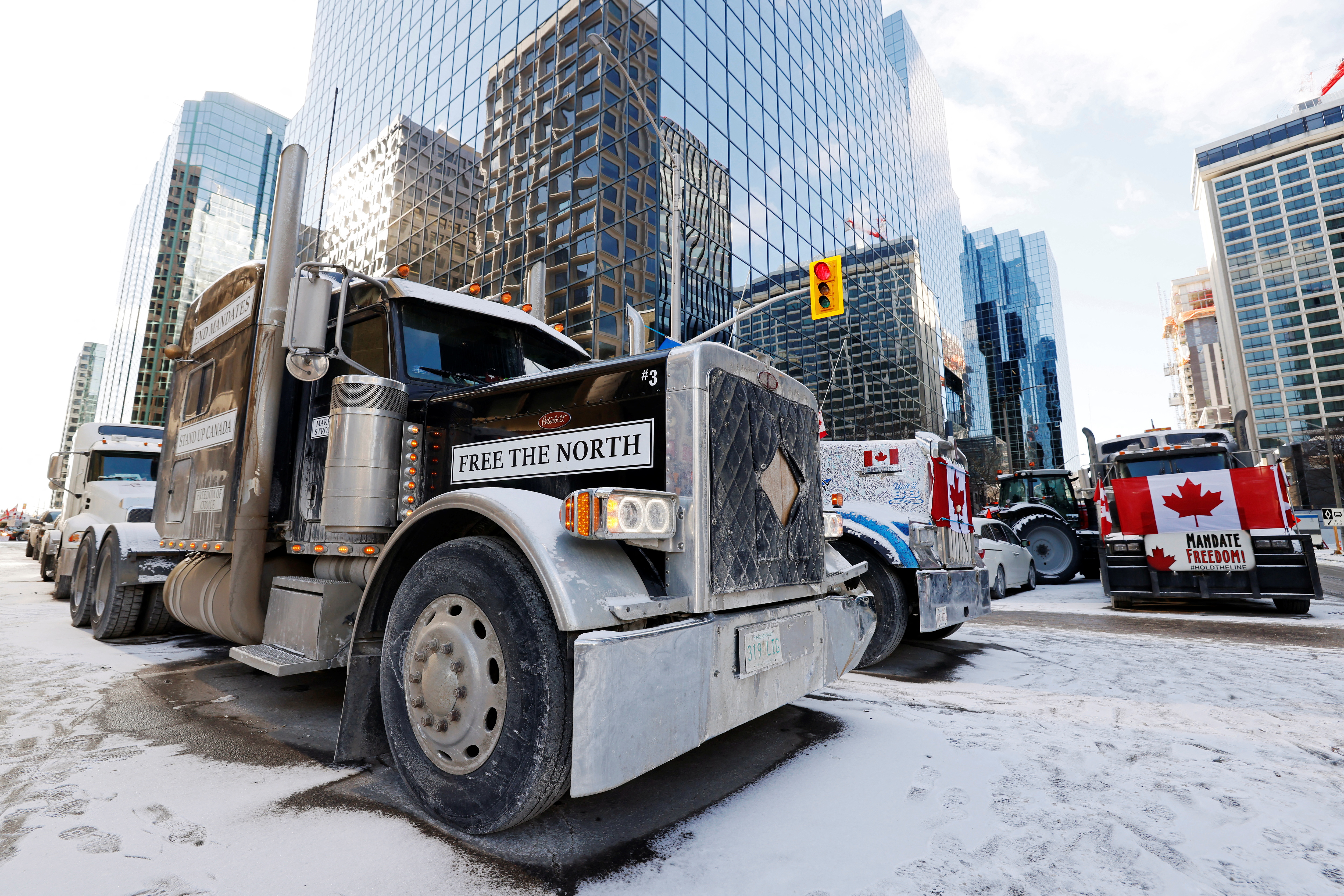 Trucks clog downtown Ottawa as part of the anti-government protest