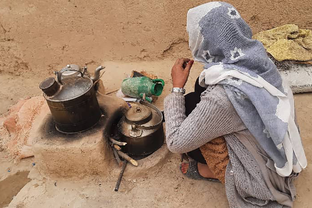 Farahanaz cooking food