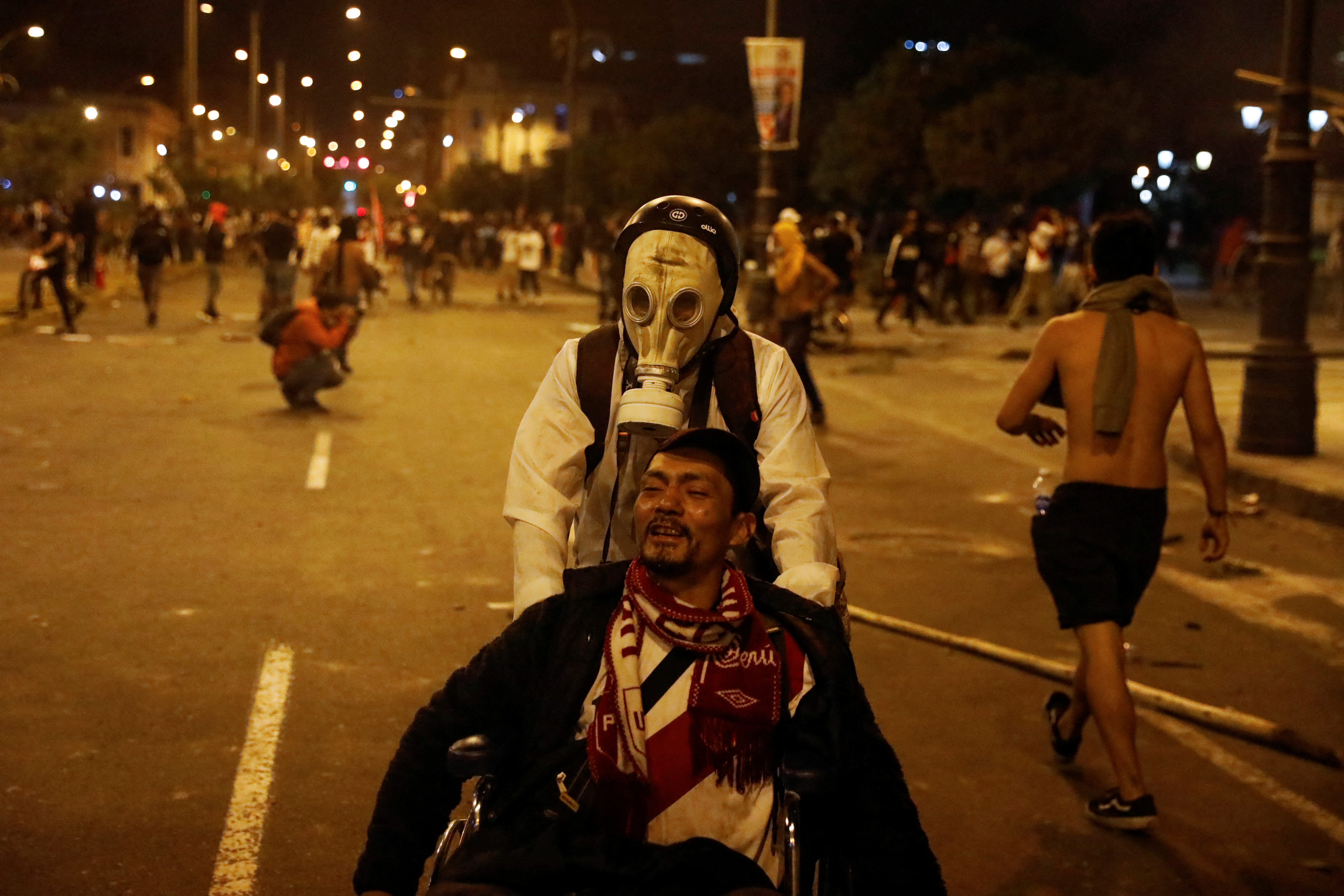 PERU-PROTESTS/CURFEW