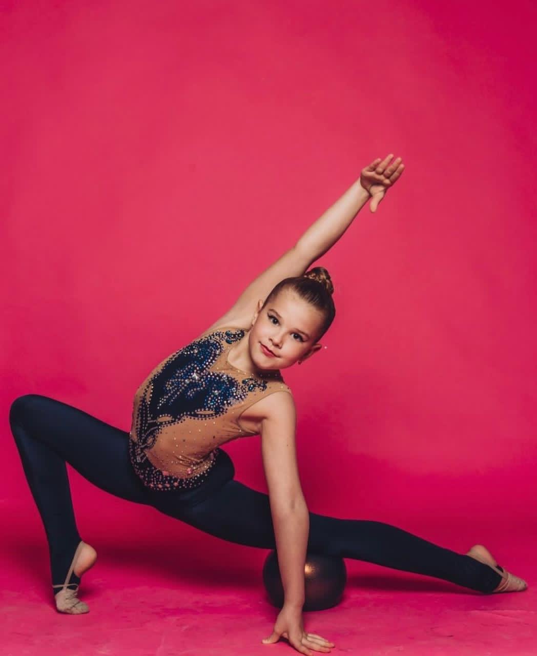 [Courtesy of Marta Repetatska, Dasha's coach]