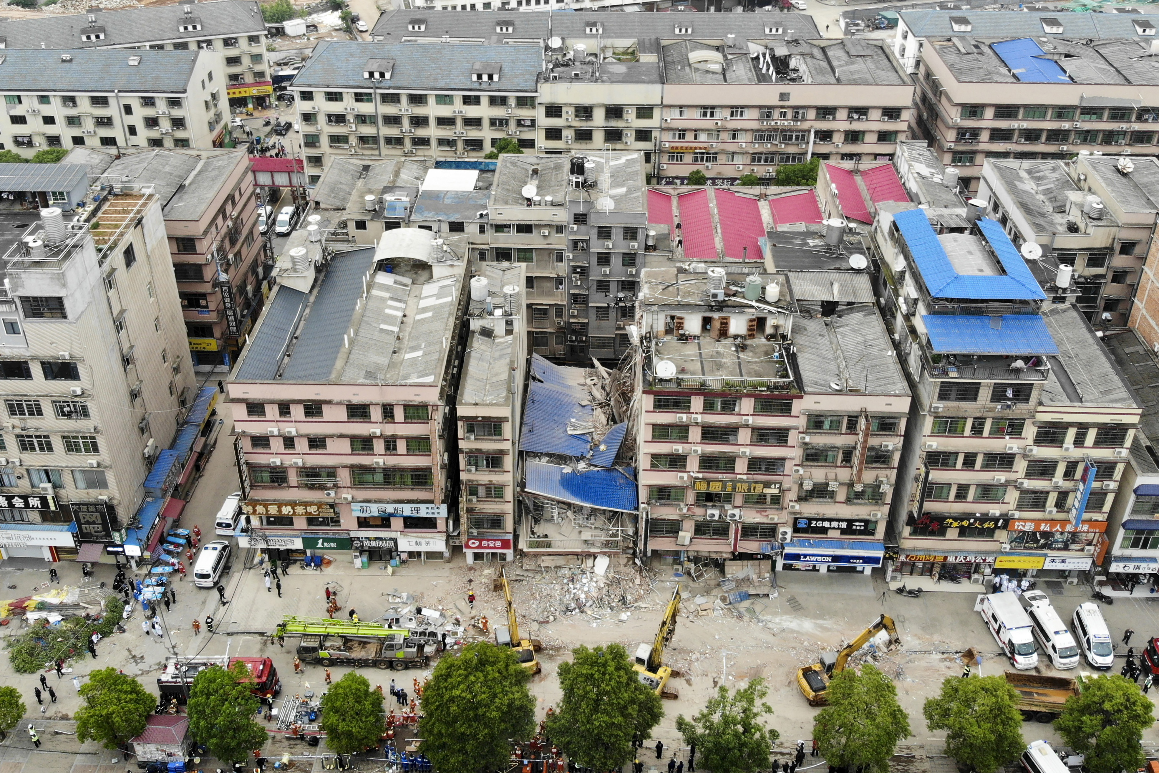 China building collapsed