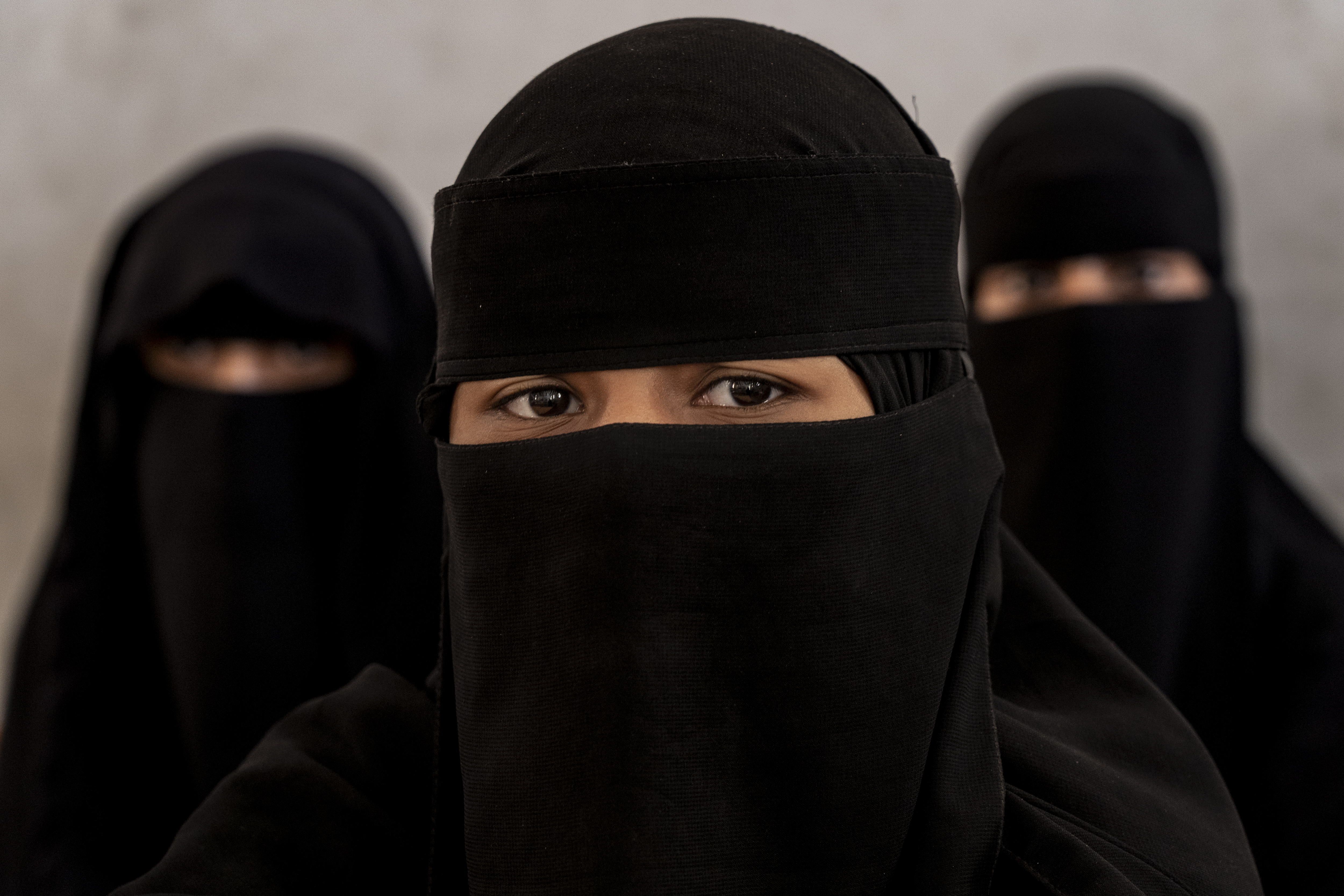 Schoolgirls during a lesson in Wadi Dawan, Hadhramaut province.