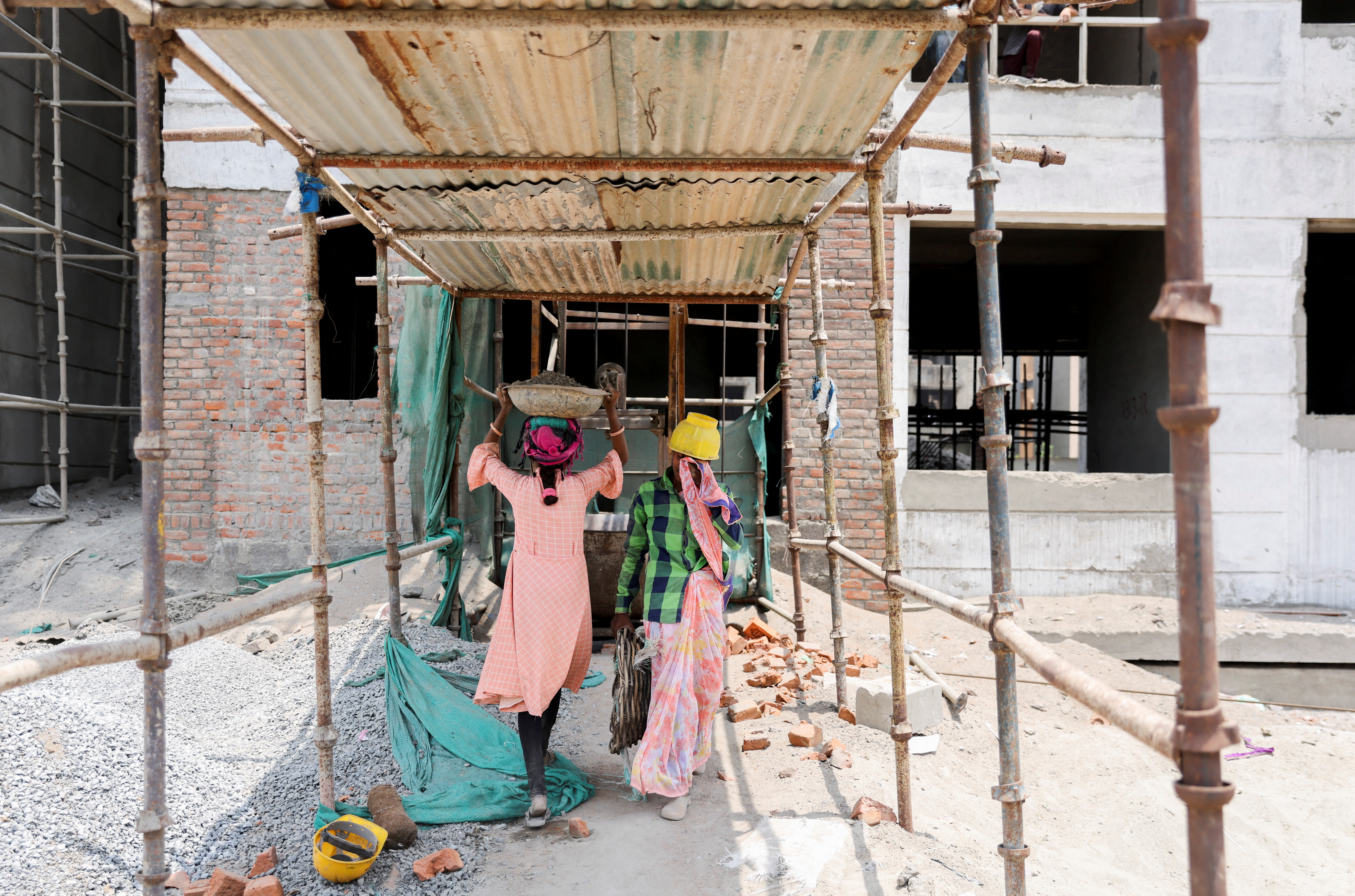 India workers and heatwave