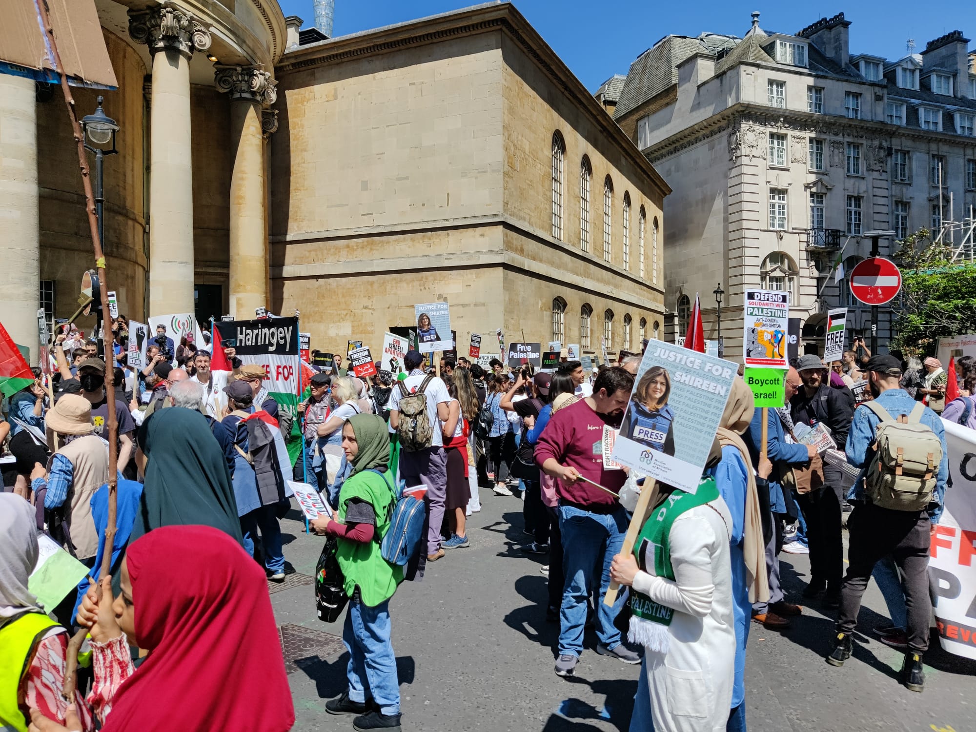 Some 200 people joined a vigil and rally in central London on Thursday for the murdered Palestinian journalist Shireen Abu Akleh. The vigil was a day after an Israeli sniper shot Shireen in the head as she reported on their raid on a Palestinian refugee camp. People at the vigil reflected