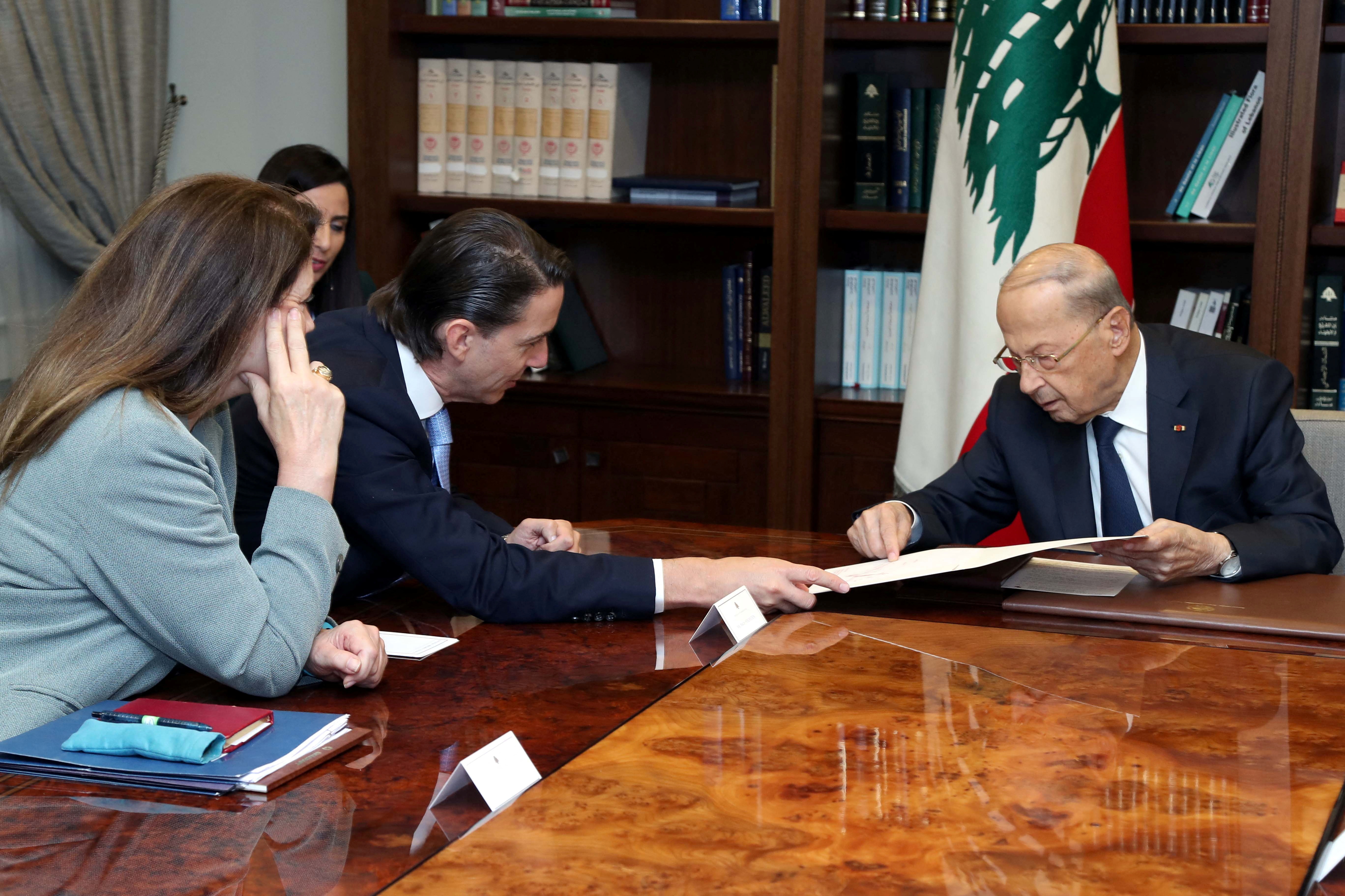 Lebanese President Michel Aoun meets with U.S. Senior Advisor for Energy Security Amos Hochstein at the presidential palace