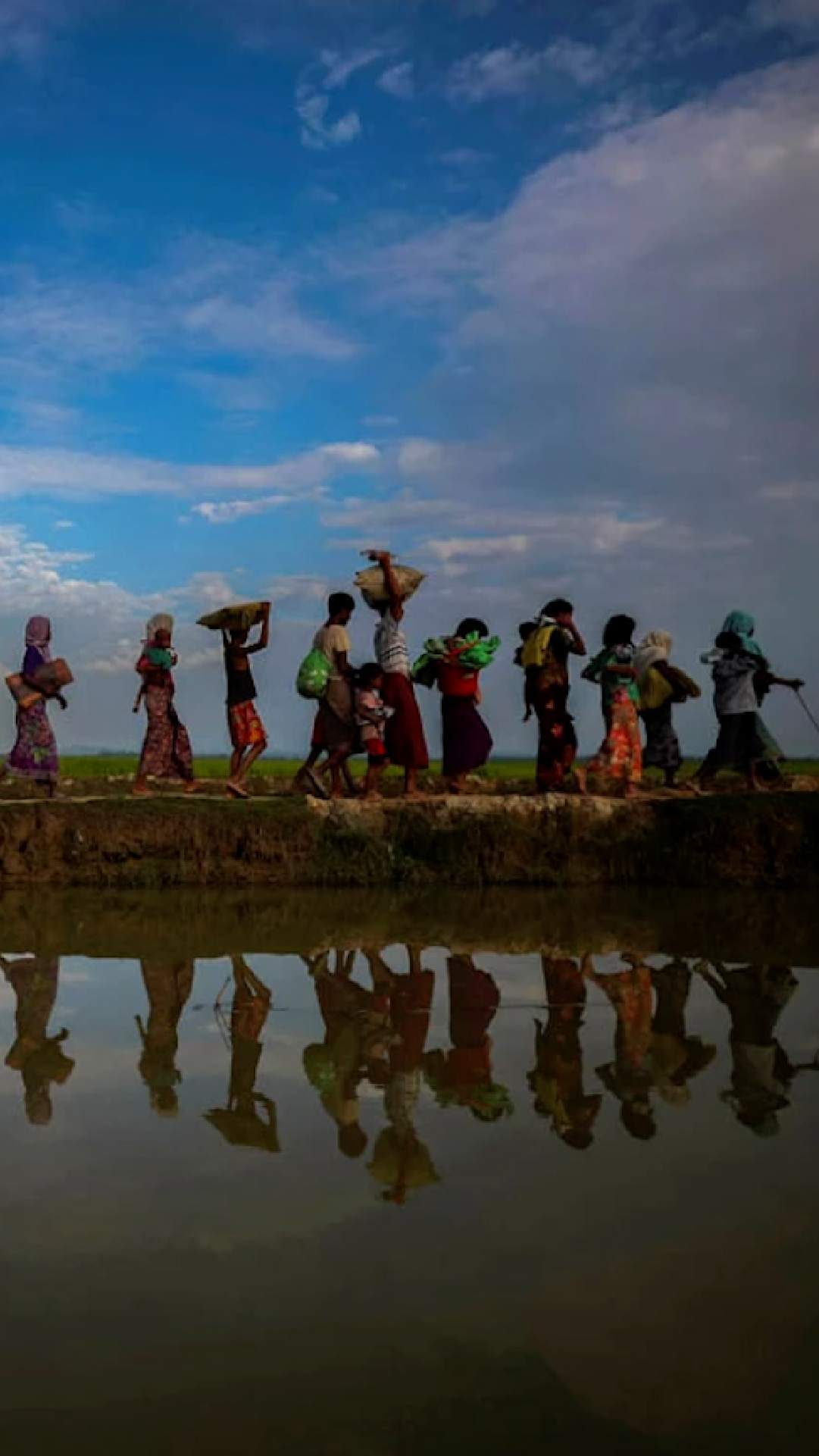 INTERACTIVE Refugees flee vertical