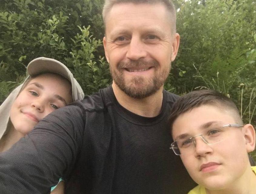 Oleg Buryak with daughter Yaroslava and son Vlad on a hide in 2019.