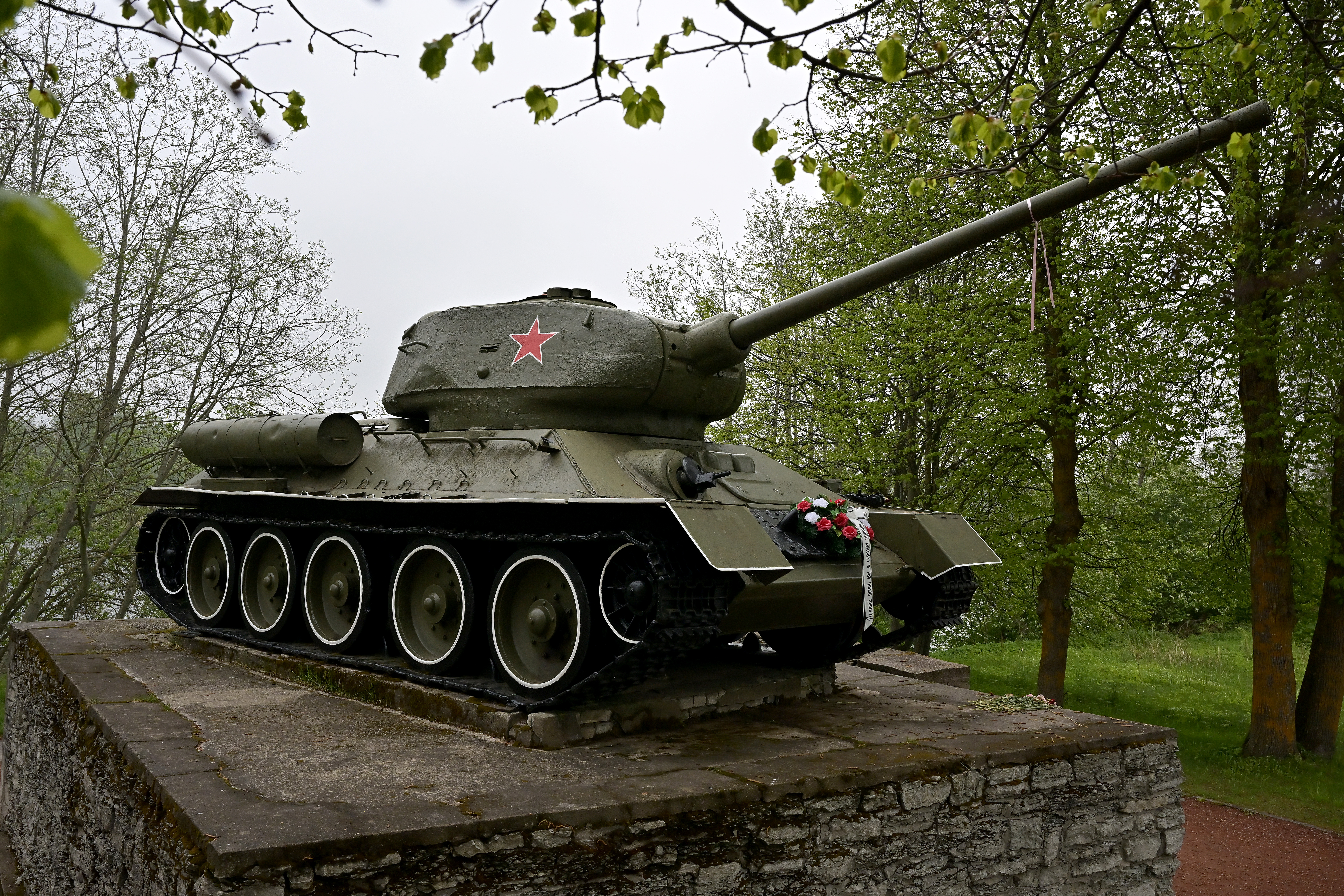 NARVA, ESTONIA - MAY 27: T-34 Tank memorial from WWII showing where the Red Army crossed into Estonia in 1944 on May 27, 2022 in Narva, Estonia. The town of Narva sits on the very edge of Nato's eastern flank, with a population of almost 60,000, with 97% speaking Russian. (Photo by Jeff J Mitchell/Getty Images)