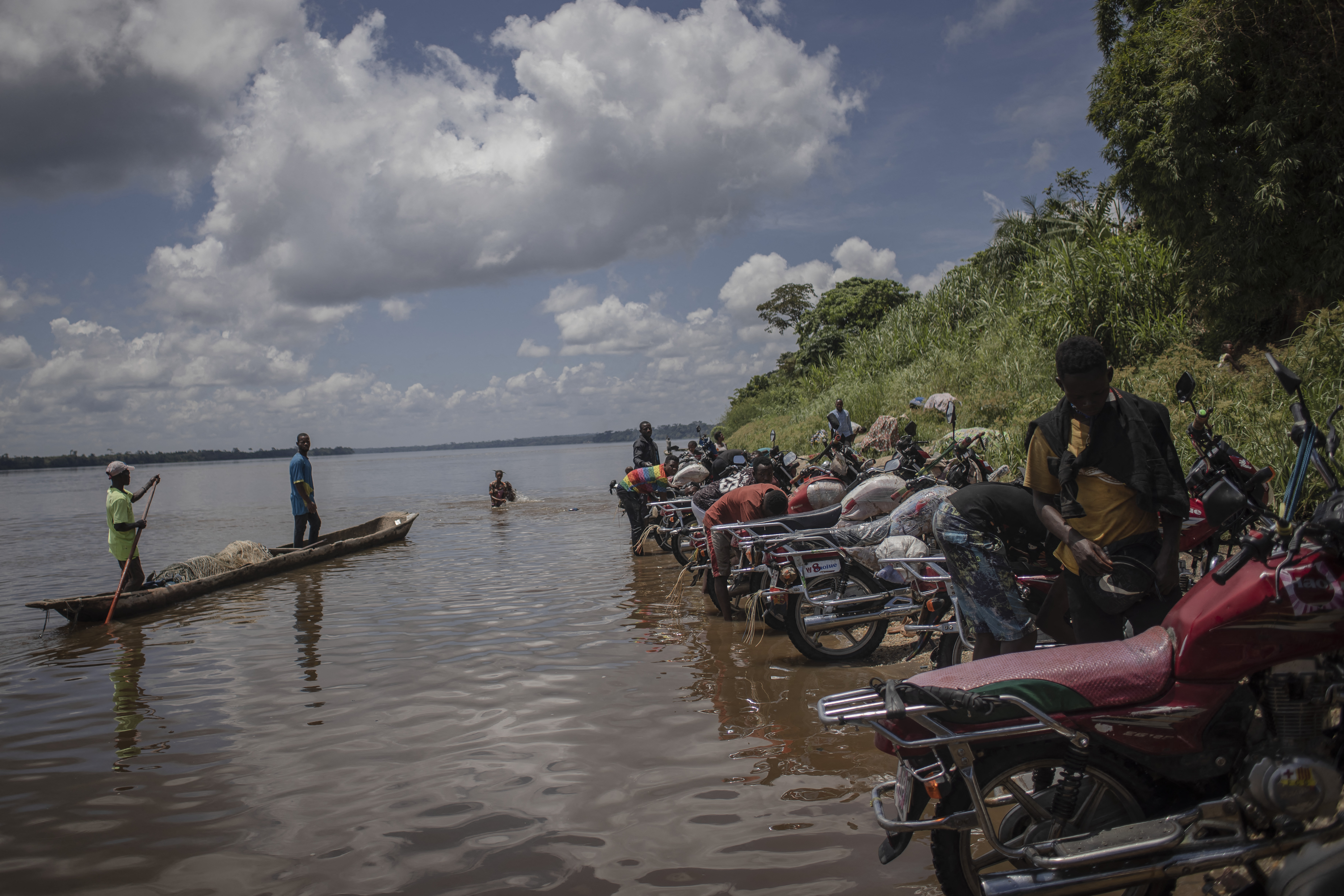 DR Congo fishermen